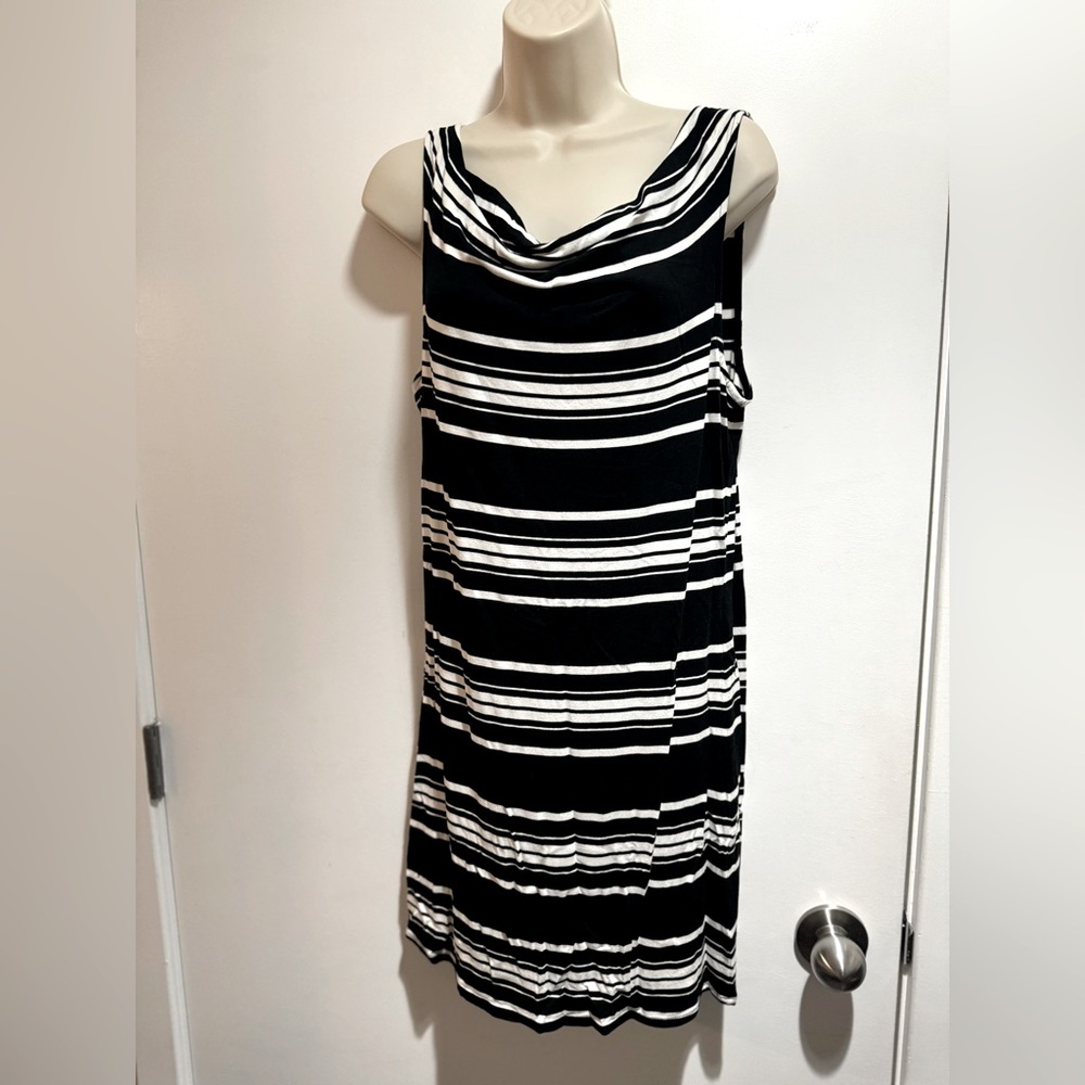 Black & White Sleeveless Dress